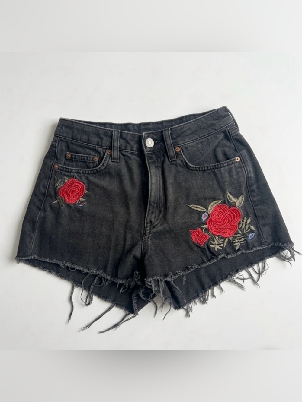 ⚡️2 for $38 H&M Black Denim Shorts with Red Rose Embroidery